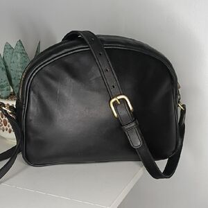80s Vintage Coach Classic Black Leather Crossbody Bag -  0479-021 Half Moon Rare